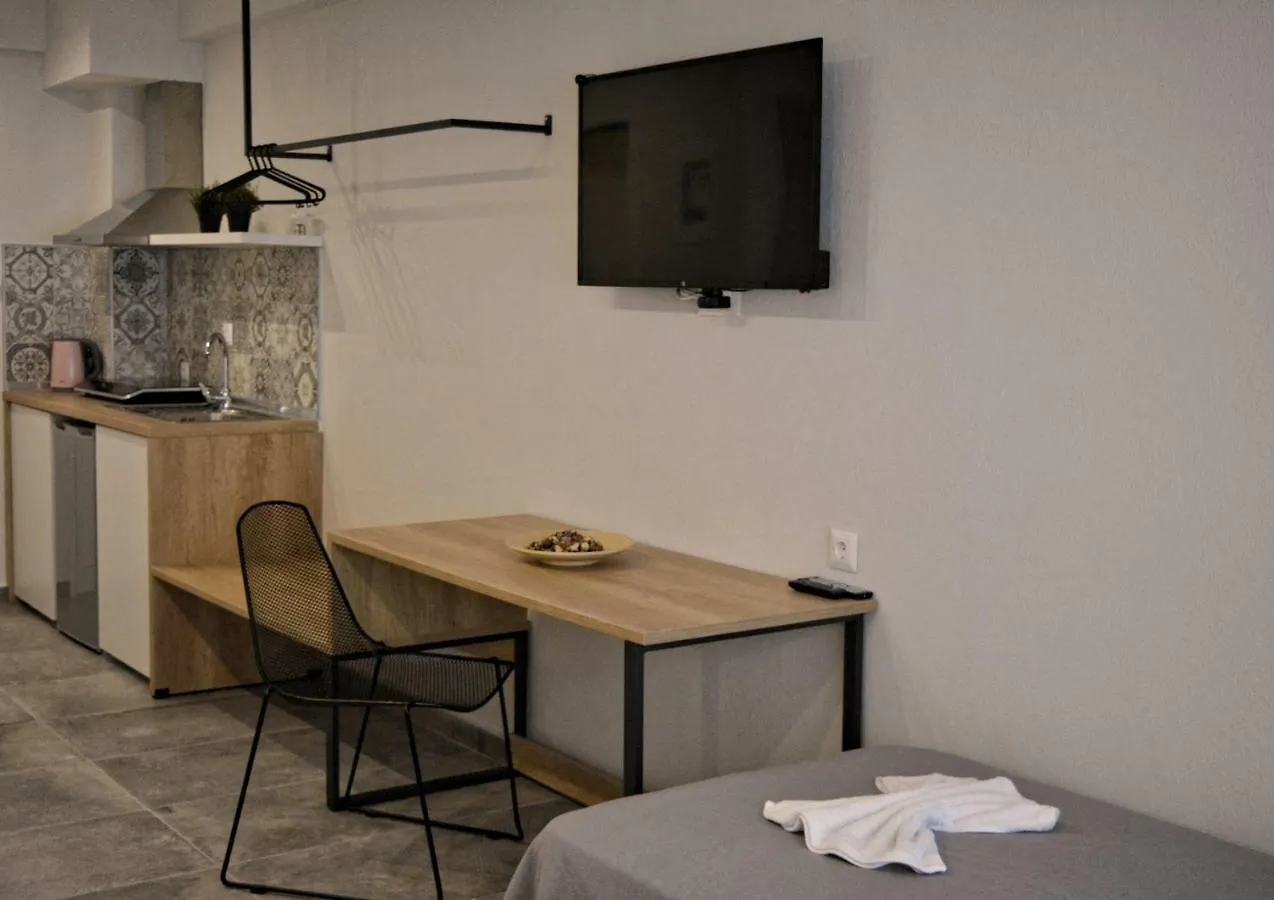 Zoe _Apartments_ Stavros